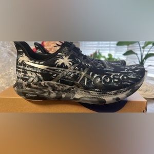 ASIC Noosa tri 14